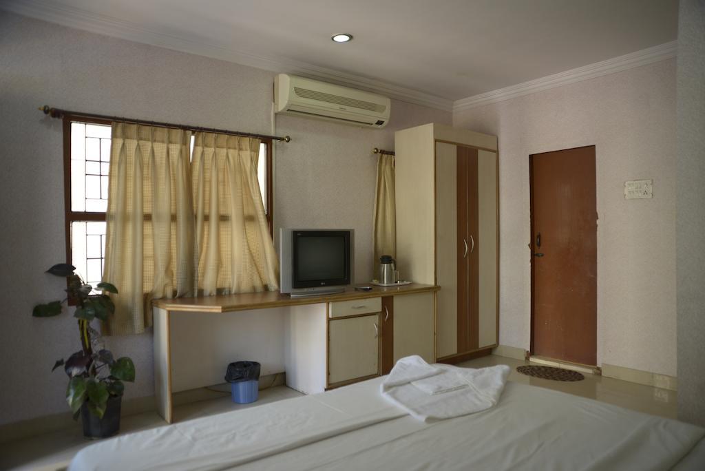 Hotel Sri Sai Krupa Hyderabad Rum bild