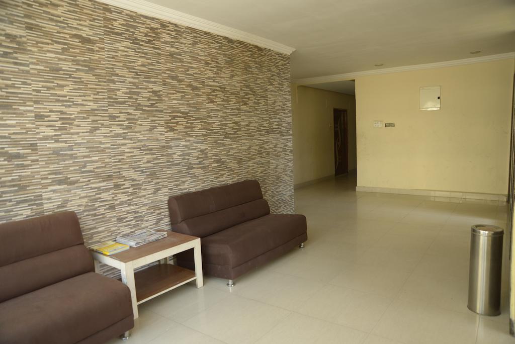 Hotel Sri Sai Krupa Hyderabad Exteriör bild